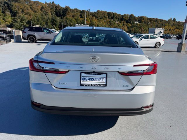 Used 2026 Toyota Camry LE w/ Preferred Package 2 (TMS) FWD image 4