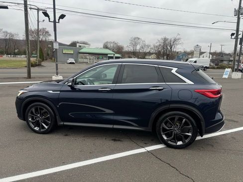 Used 2019 INFINITI QX50 Essential w/ Sensory Package AWD/4WD image 8