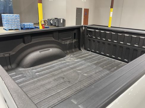 Certified 2024 RAM 1500 Big Horn RWD image 10