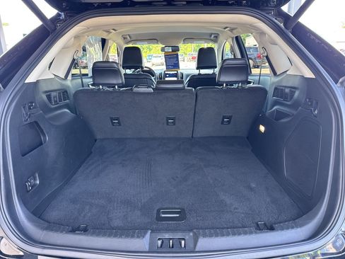 Certified 2023 Ford Edge Titanium AWD/4WD image 36