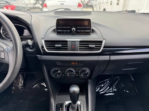 Used 2014 MAZDA MAZDA3 i Sport FWD image 2