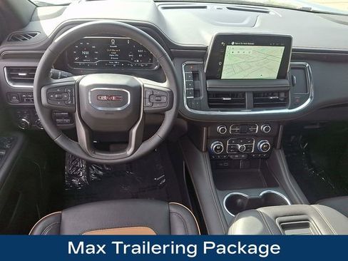 Used 2024 GMC Yukon AT4 w/ AT4 Premium Plus Package AWD/4WD image 3