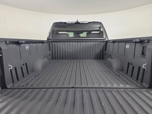 Used 2024 Toyota Tundra Platinum AWD/4WD image 29
