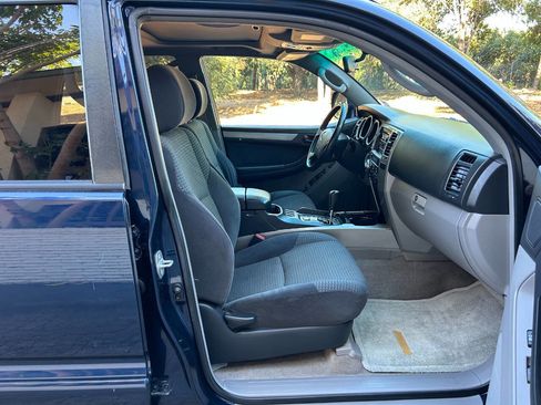 Used 2005 Toyota 4Runner Sport image 32