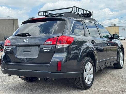 Used 2010 Subaru Outback 3.6R Limited AWD/4WD image 7