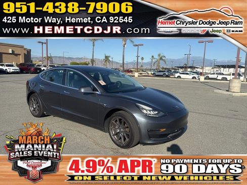 Used 2018 Tesla Model 3 Long Range image 1