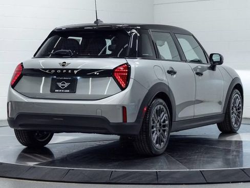 New 2026 MINI Cooper 4-Door Hardtop FWD image 10