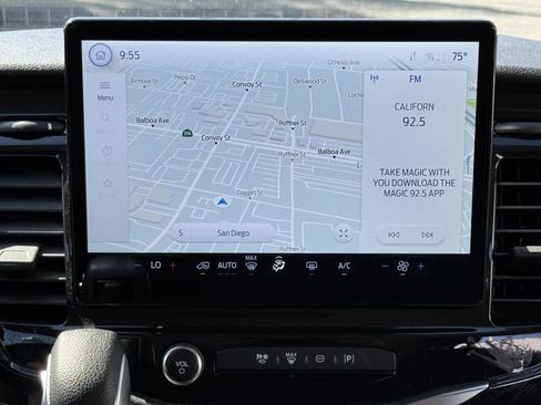 Used 2024 Ford Transit 350 XLT image 24