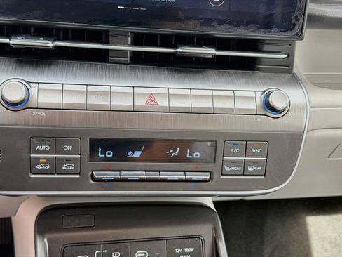 Used 2024 Hyundai Kona SEL w/ Convenience Package AWD/4WD image 15