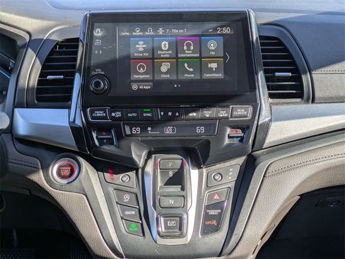 Used 2018 Honda Odyssey Touring image 22