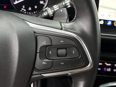 Used 2022 Buick Envision Essence w/ Technology Package II AWD/4WD image 22