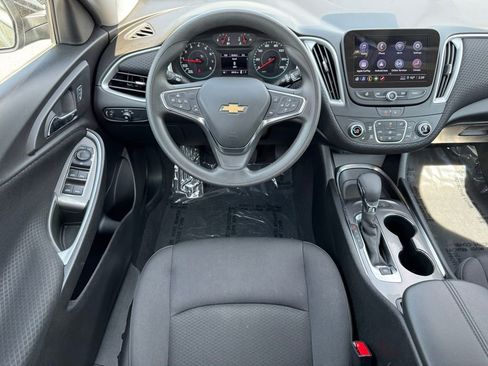 Used 2024 Chevrolet Malibu LT FWD image 16