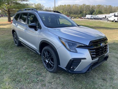 New 2025 Subaru Ascent Bronze Edition image 10