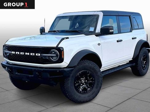 Used 2024 Ford Bronco Wildtrak image 1