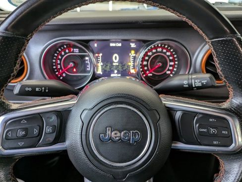 Used 2022 Jeep Gladiator Mojave image 22
