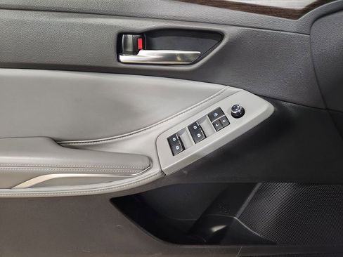 Used 2021 Toyota Avalon XLE w/ Moonroof Package image 43