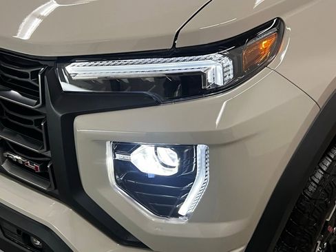 New 2026 GMC Canyon AT4 image 11