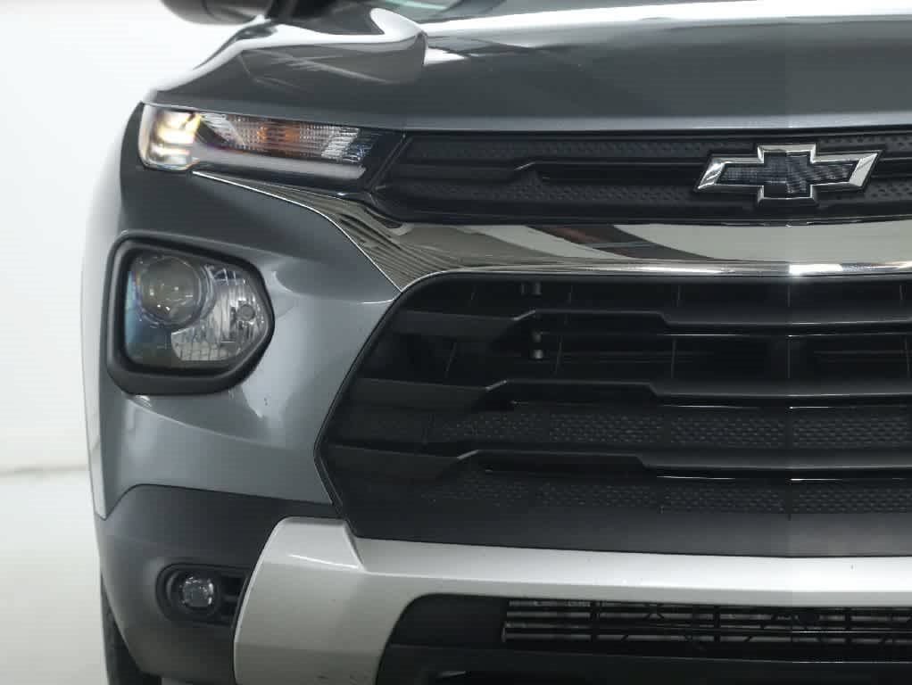 Used 2021 Chevrolet TrailBlazer LT w/ Convenience Package FWD image 6