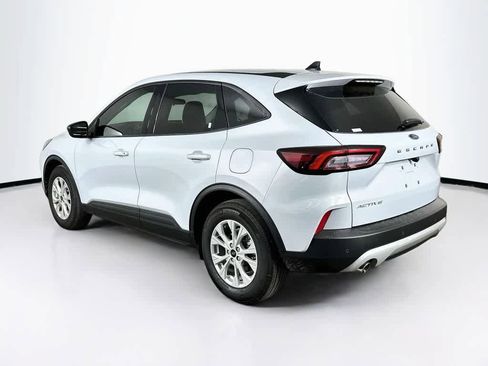 Certified 2025 Ford Escape Active w/ Tech Pack #1 FWD image 4