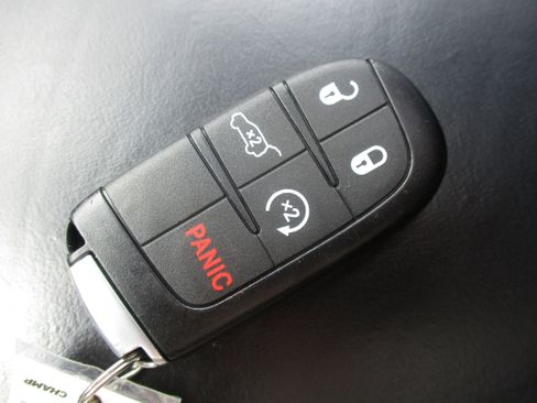 Used 2024 Dodge Durango GT AWD/4WD image 47