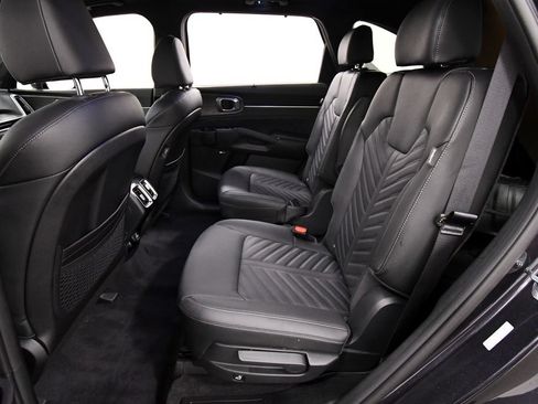 Certified 2026 Kia Sorento SX Prestige AWD/4WD image 15