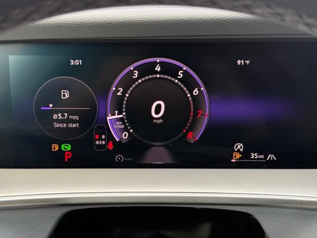 Certified 2026 Volkswagen Tiguan SE R-Line AWD/4WD image 31