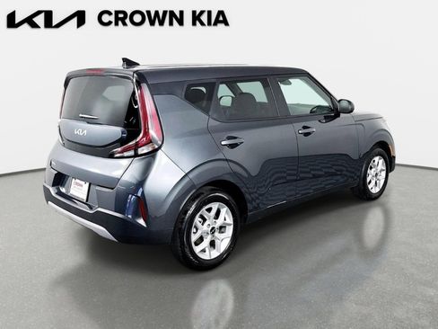 Certified 2025 Kia Soul LX w/ LX Technology Package FWD image 5