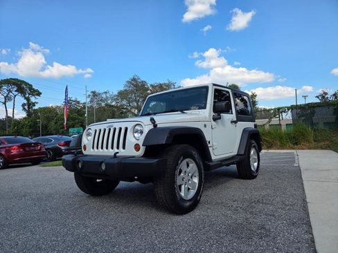 Used 2009 Jeep Wrangler X image 9