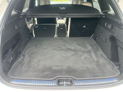 Used 2026 Mercedes-Benz GLC 300 4MATIC image 39