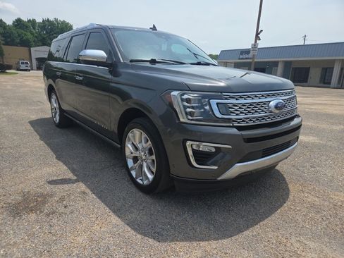Used 2019 Ford Expedition Max Platinum RWD image 12
