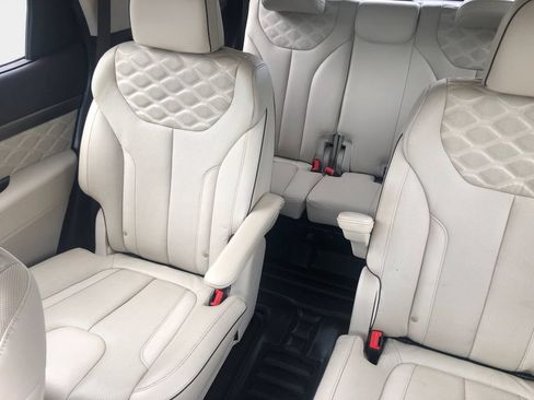 Used 2020 Hyundai Palisade Limited FWD image 9