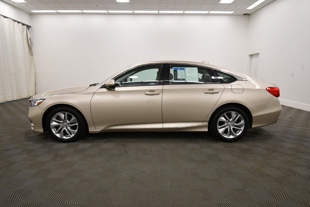 Certified 2018 Honda Accord LX image 4