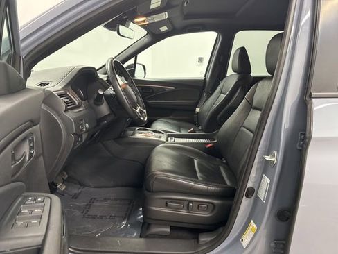 Used 2023 Honda Passport EX-L image 13