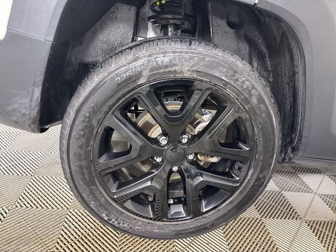 Used 2022 Jeep Renegade Altitude w/ Convenience Group image 33