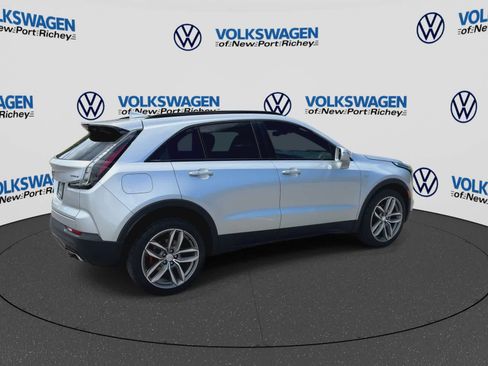 Used 2021 Cadillac XT4 Sport w/ Driver Awareness Package FWD image 8