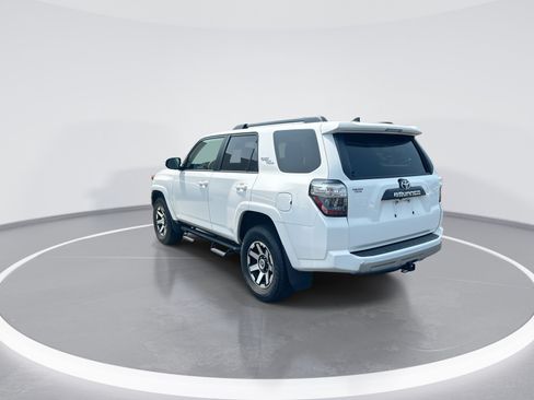 Used 2022 Toyota 4Runner TRD Off-Road Premium AWD/4WD image 7