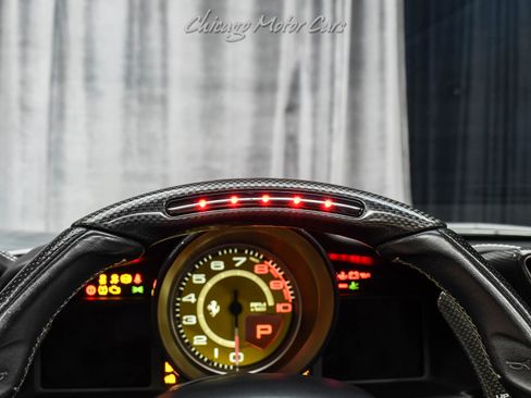 Used 2017 Ferrari 488 Spider image 10