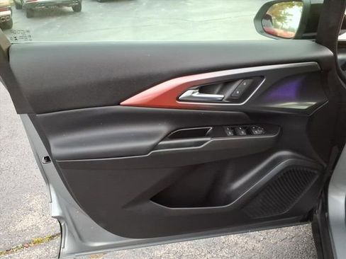 Used 2024 Chevrolet Equinox EV RS image 28