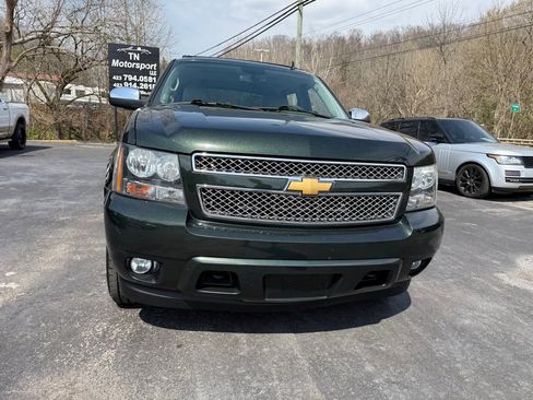 Used 2013 Chevrolet Avalanche LTZ image 46