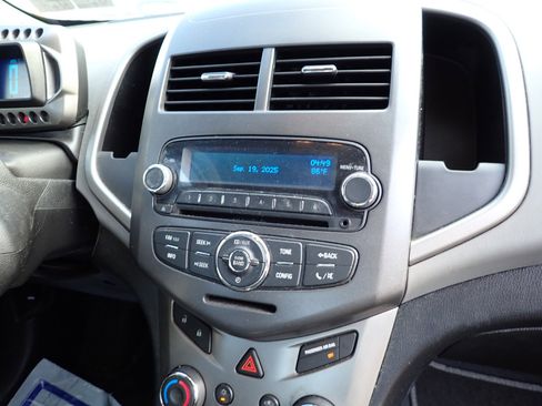 Used 2012 Chevrolet Sonic LT image 36