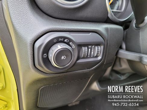 Used 2022 Jeep Wrangler Unlimited Sahara w/ LED Lighting Group image 29