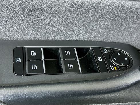 Used 2025 MAZDA CX-50 AWD 2.5 S w/ Premium Plus Pkg image 15