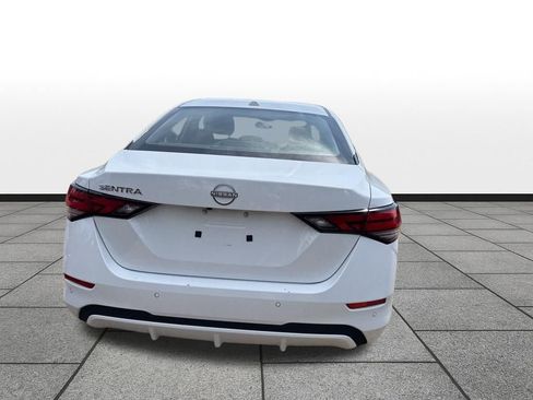 Used 2025 Nissan Sentra SV image 6