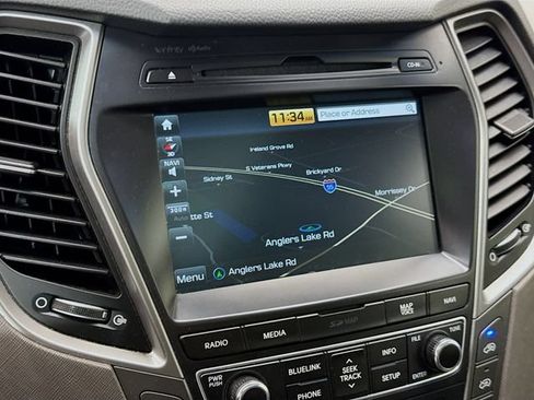 Used 2018 Hyundai Santa Fe Limited FWD image 14