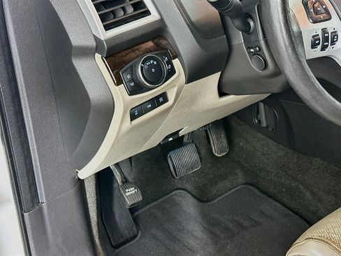 Used 2015 Ford Explorer Limited FWD image 17