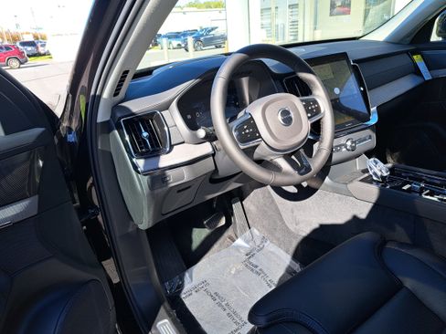 New 2026 Volvo XC90 B6 Ultra image 5