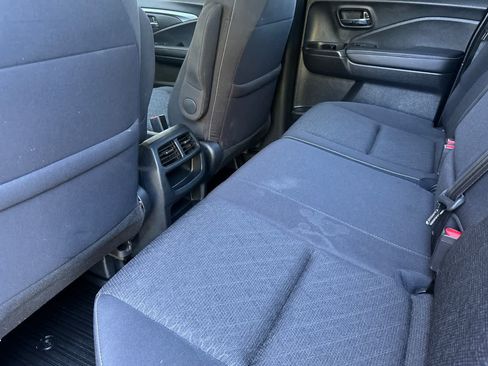 Used 2023 Honda Ridgeline Sport image 4