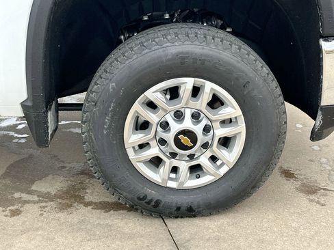 New 2026 Chevrolet Silverado 2500 W/T w/ WT Convenience Package image 10