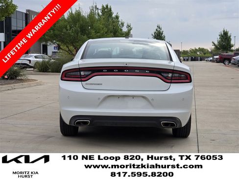 Used 2022 Dodge Charger SXT image 13