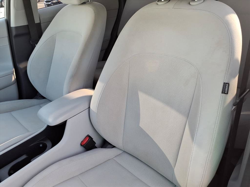 Used 2024 Hyundai Kona SEL FWD image 17